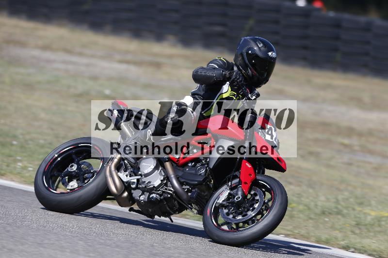 /36 08.08.2026  Pluess Motosport ADR/Einsteiger/422